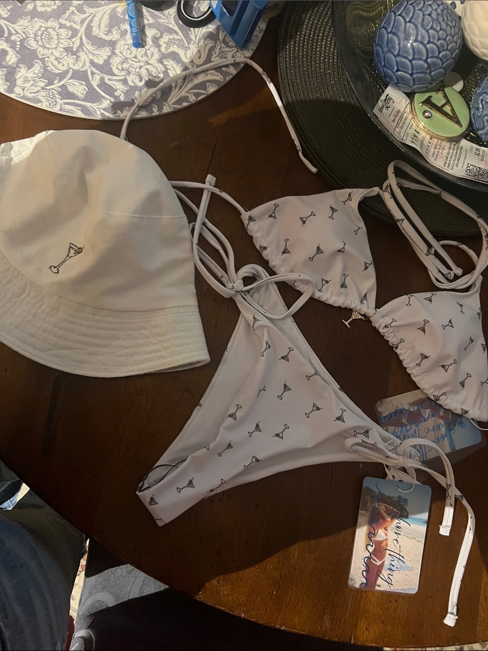 Cream Bikini Set with Matching Bucket Hat — Martini Glass Print